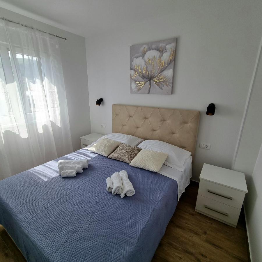 טרוגיר Apartments Happiness מראה חיצוני תמונה