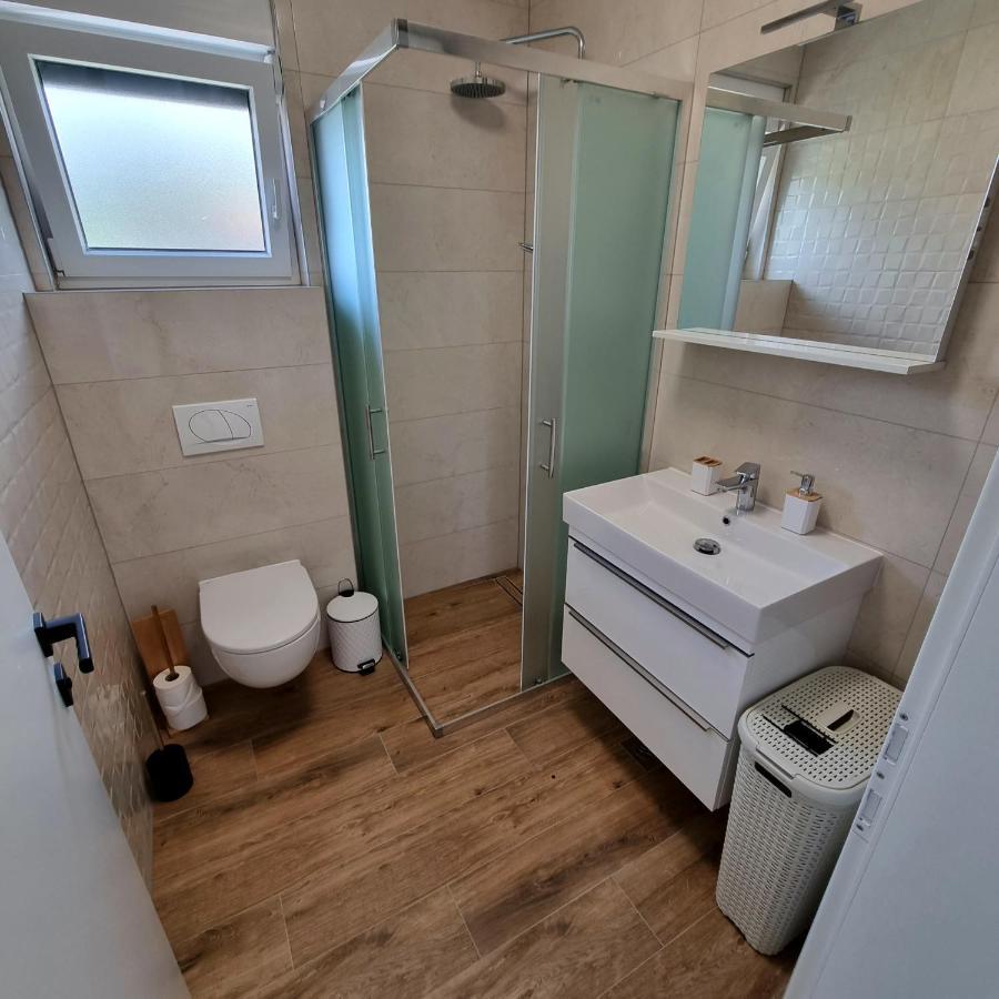טרוגיר Apartments Happiness מראה חיצוני תמונה