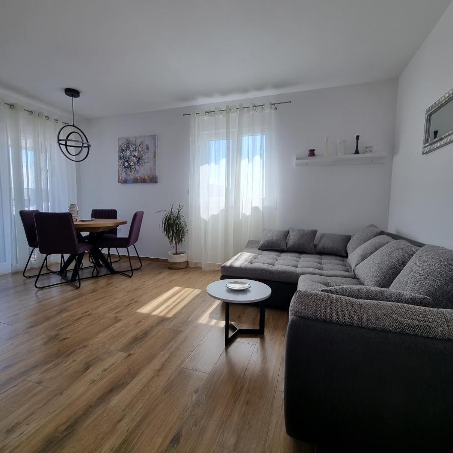 טרוגיר Apartments Happiness מראה חיצוני תמונה