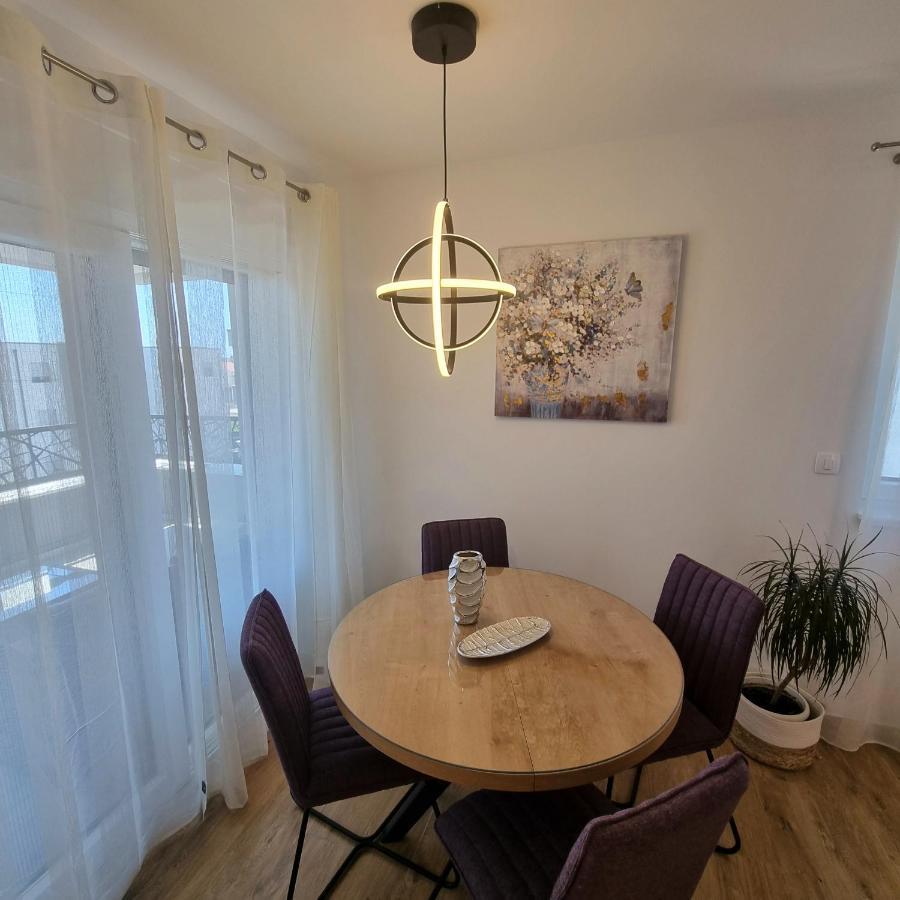 טרוגיר Apartments Happiness מראה חיצוני תמונה